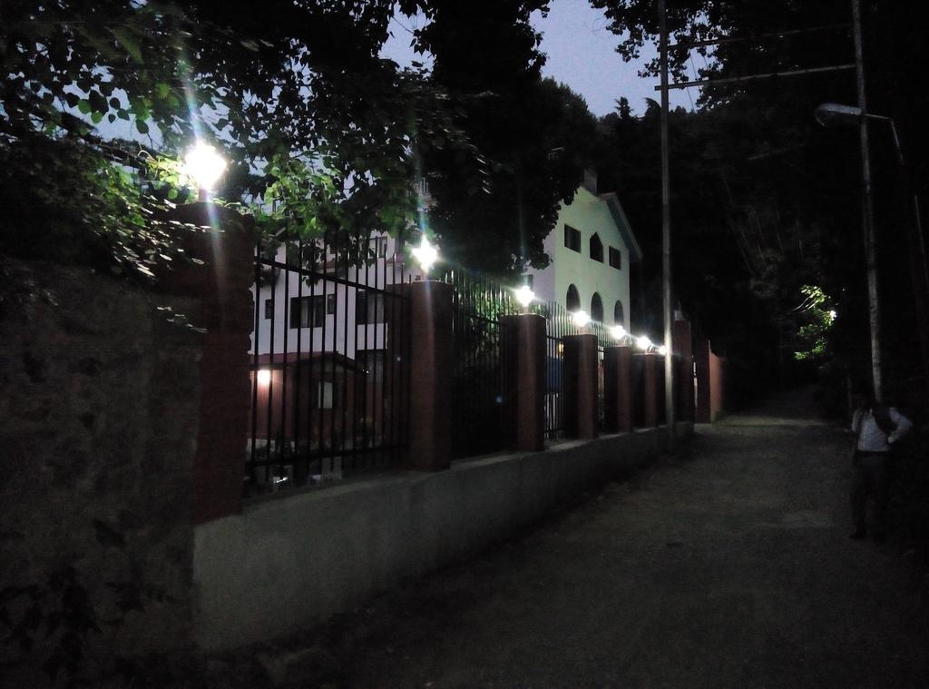 Hotel Grand Jigar Srinagar  Exterior photo